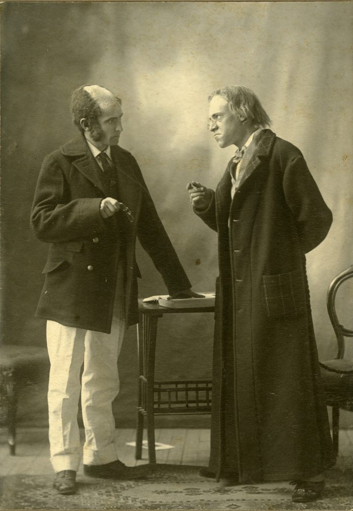 Arthur Speid (right) with Orson Rublee in costume for “Old Cronies” in 1902. (P196 Speid-Motyer family fonds)
